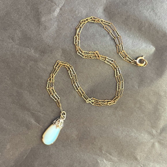 Jewelry - Vintage Moonstone Necklace/Pendant